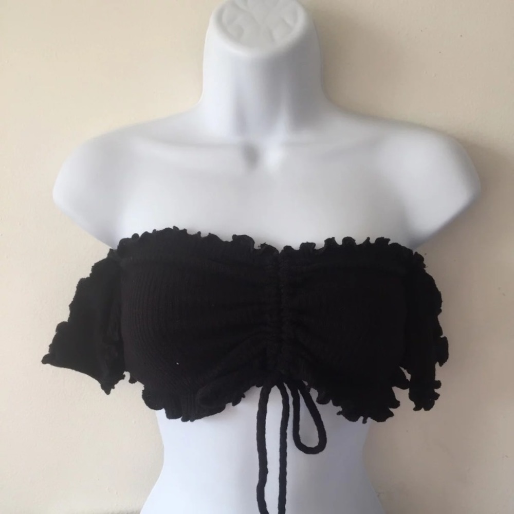 black fashion nova crop top